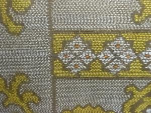 アンティーク　花唐草模様織り出し本場泥大島紬着物